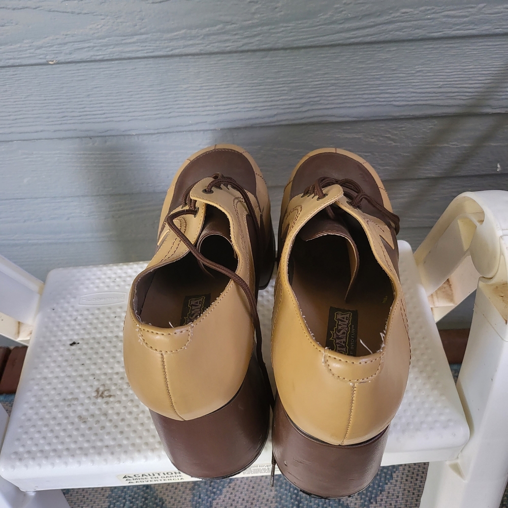 Funtasma Brown and Tan Oxford Derbys with Chunky Heel - Picture 4 of 13